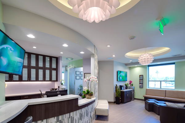 Front Desk & Check-In